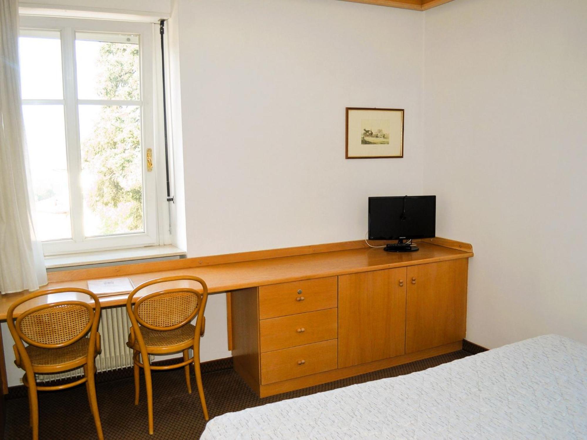 Hotel Villa Regina Levico Terme Bagian luar foto